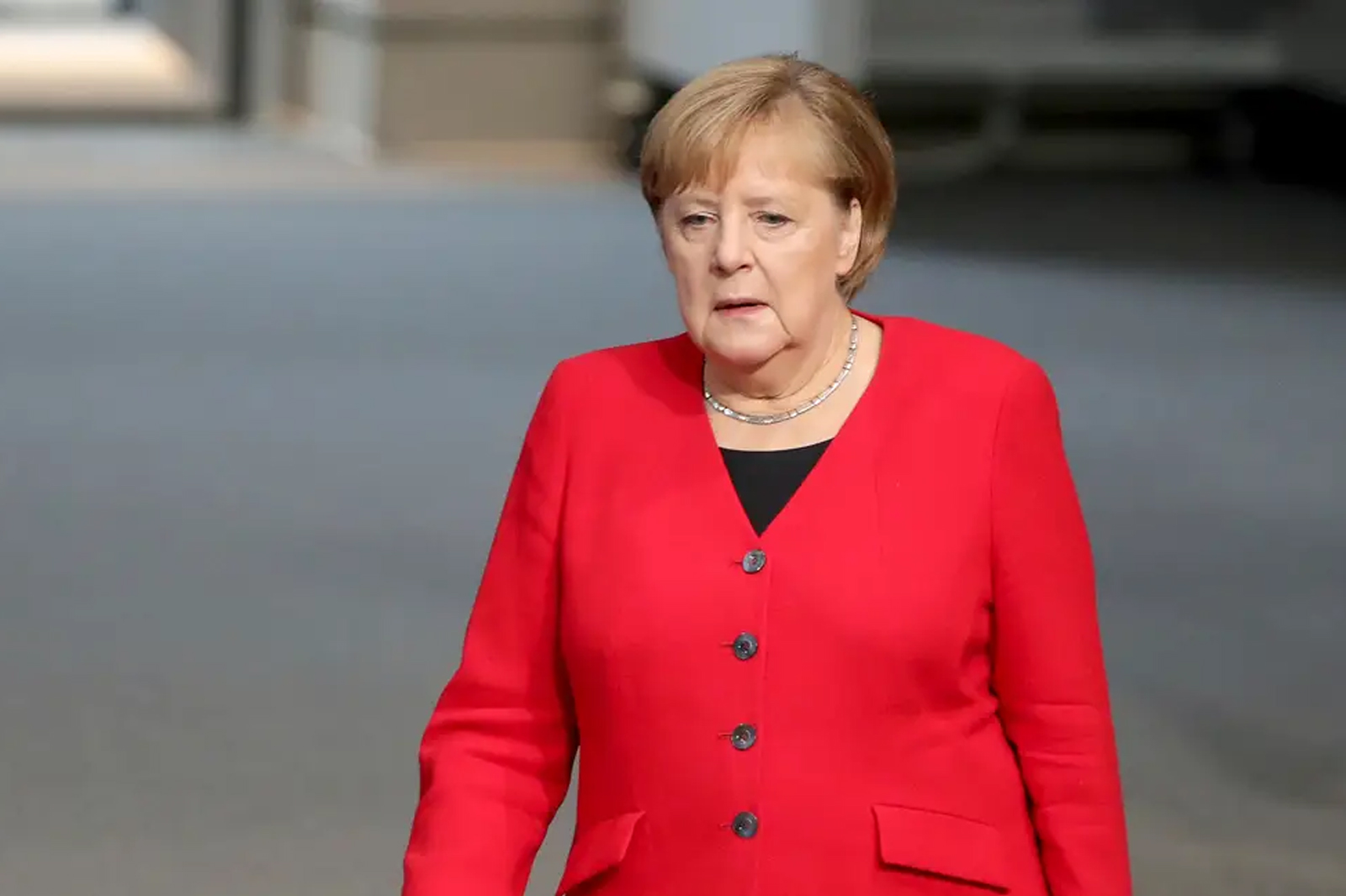 По оценкам Ангелы Меркель, от 60% до 70% населения Германии могут заразиться коронавирусом